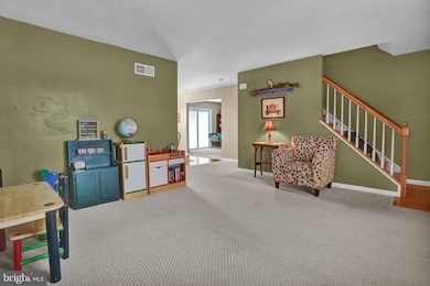 1007 Amity Cir, Reading, PA 19605 - photo 4