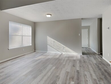 6606 Sandswept Ln, Houston, TX 77086 - photo 5