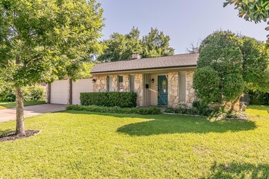 5420 Greenwood Way, North Richland Hills, TX 76180 - photo 2