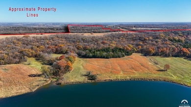 770 E 1300 Rd, Lawrence, KS 66046 - photo 2