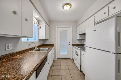 6019 E Cicero St unit A, Mesa, AZ 85205 - photo 7