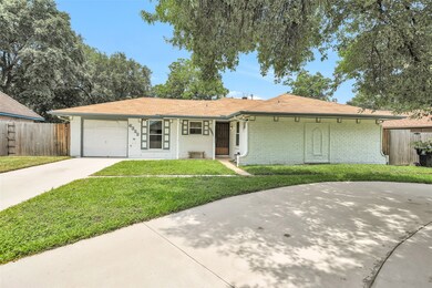 6322 King Post Dr, Houston, TX 77088 - photo 4