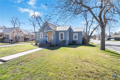 803 Bismark St, Seguin, TX 78155 - photo 2