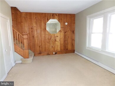 111 N Cannon Ave, Lansdale, PA 19446 - photo 2