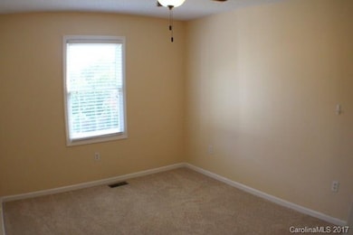 19 Ashwood Dr, Asheville, NC 28803 - photo 7