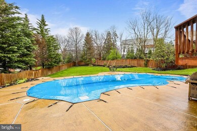 12712 Autumn Crest Dr, Herndon, VA 20171 - photo 7