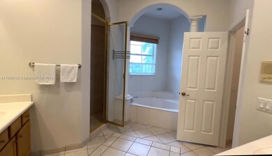 11150 NW 71st St, Doral, FL 33178 - photo 6