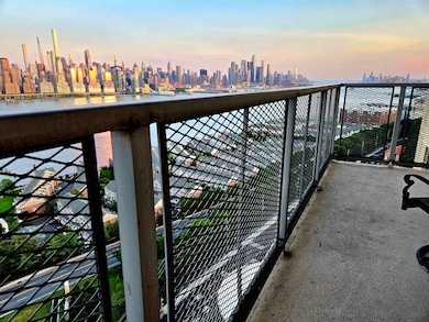 The Versailles unit 15D, West New York, NJ 07093 - photo 2