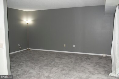 11602 Stoneview Square unit 1B, Reston, VA 20191 - photo 7