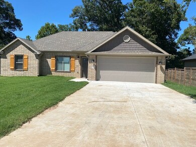 1400 Bay Ave, Springdale, AR 72764 - photo 2