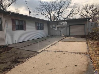 6721 SW Rockpost Rd, Topeka, KS 66619 - photo 4