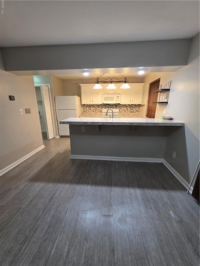 283 Ferdinand Cir, Virginia Beach, VA 23462 - photo 4