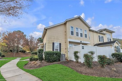 1116 Grace Hill Dr unit 225, Virginia Beach, VA 23455 - photo 7