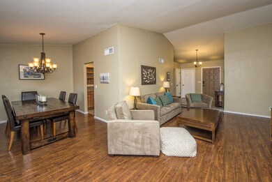 006_LivingDining