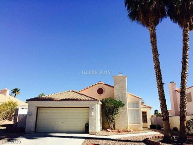 Front of House before Remodel