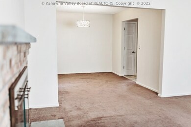 131 Timberlake Cir, Scott Depot, WV 25560 - photo 7