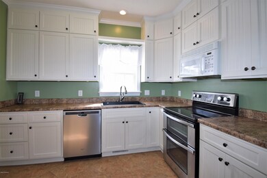 2511 Brook Ln, Winterville, NC 28590 - photo 7