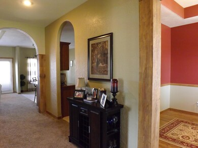 936 E Weldon 019