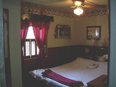 2832 Centre Pkwy, Indianapolis, IN 46203 - photo 7