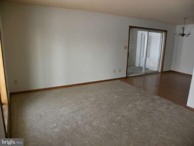 430 Martina Dr, Chambersburg, PA 17201 - photo 2