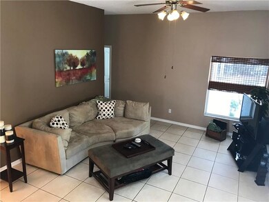 1533 Scotch Pine Dr, Brandon, FL 33511 - photo 6