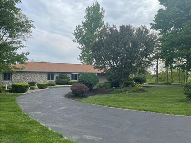 1524 W Deborah Dr, Greensburg, IN 47240 - photo 4