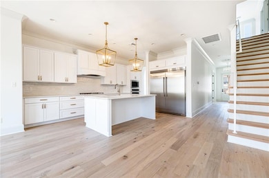 11 Metairie Ct, Metairie, LA 70001 - photo 2