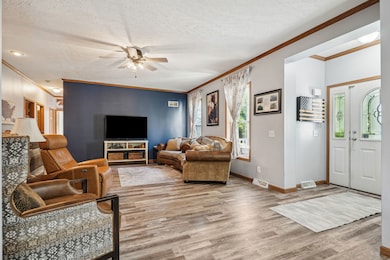 2461 Carbide Ln, Keokuk, IA 52632 - photo 3