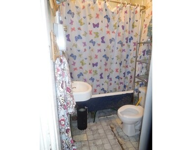 38 Nightingale St, Dorchester Center, MA 02124 - photo 6