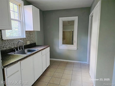 11466 Somerset Ave, Detroit, MI 48224 - photo 3