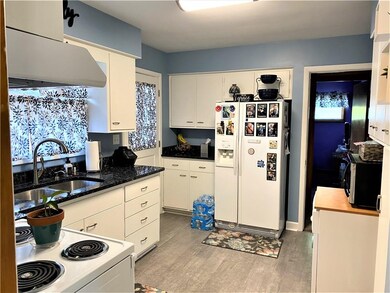 2807 17th St, Columbus, IN 47201 - photo 7