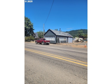 434 S Cedar St, Drain, OR 97435 - photo 3