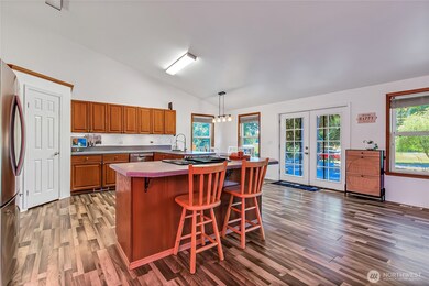 12310 Morris Rd SE, Yelm, WA 98597 - photo 7