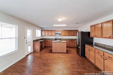 24634 Magnolia Falls, San Antonio, TX 78261 - photo 6