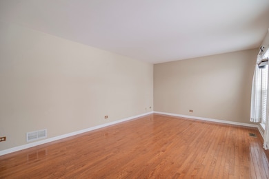 164 Forestview Ct, Aurora, IL 60502 - photo 3