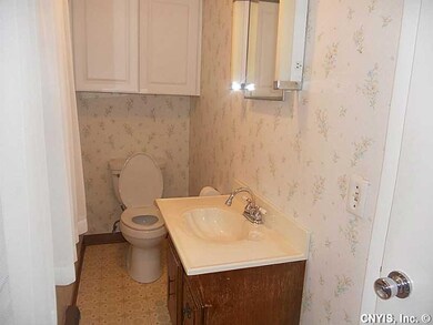 Bathroom. 1st floor full bath