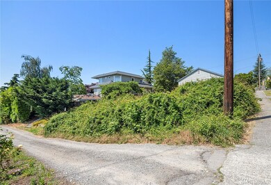 660 Dayton St, Edmonds, WA 98020 - photo 5