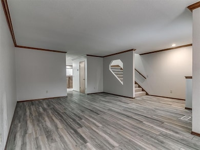 6325 N Villa Ave unit 110, Oklahoma City, OK 73112 - photo 6