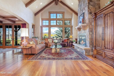 265 Haystacker Dr-035-033-Living Room-ML