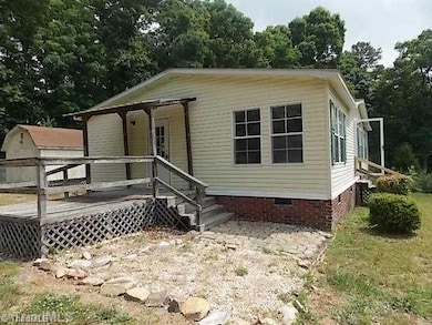 219 Richland Park Dr, Asheboro, NC 27205 - photo 2