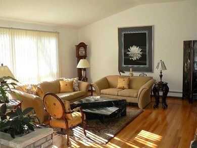 281 Cedar Ave. LRe