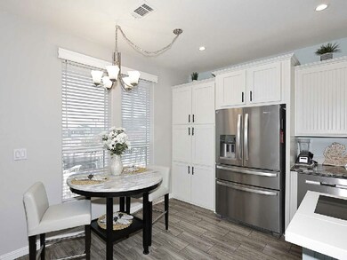 2206 S Ellsworth Rd unit 72B, Mesa, AZ 85209 - photo 6