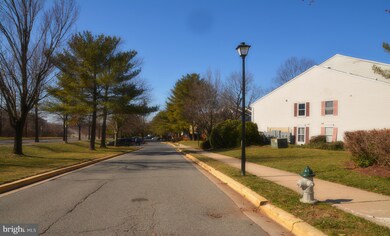 13327 Demetrias Way, Germantown, MD 20874 - photo 4