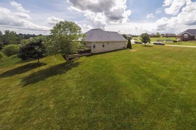 110 Nightsky Ct, Shepherdsville, KY 40165 - photo 6