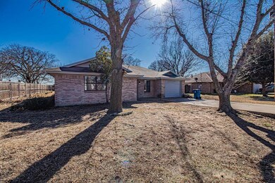 3941 Country Meadows Cir, Granbury, TX 76049 - photo 3