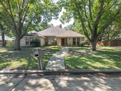 2803 Gleneagles Dr, Ennis, TX 75119 - photo 3