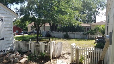 707 griffin backyard2.jpg