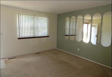 5297 Glenbriar Ct, Columbus, OH 43232 - photo 5