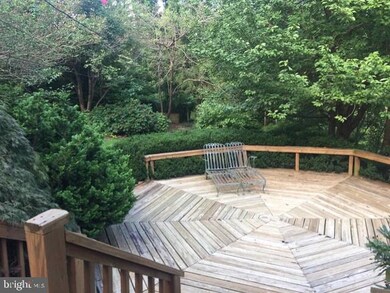 4327 Wickford Rd, Baltimore, MD 21210 - photo 3