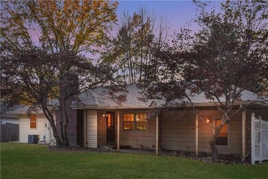 900 NW 11th St, Blue Springs, MO 64015 - photo 3